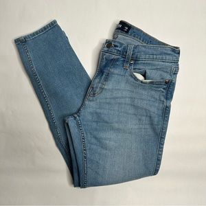 Hollister Super Skinny light blue Epic Flex jeans 30w 28L